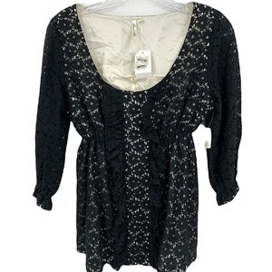 New With Tags Petticoat Alley Women’s Medium Black White Lace Light Blouse